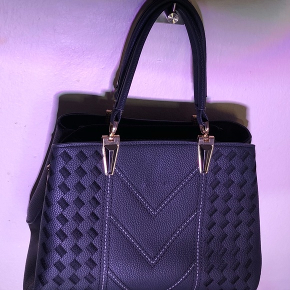 Structured Black Purse - Picture 2 of 5